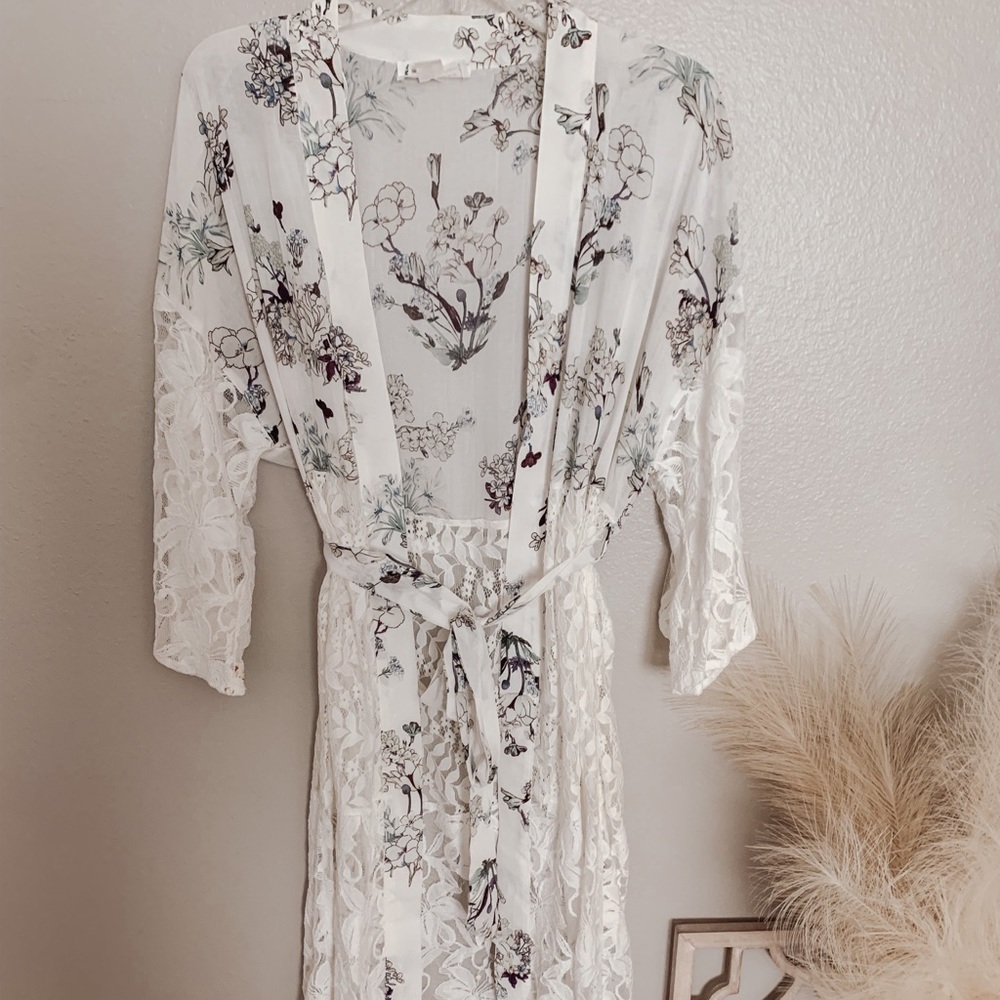 Brimm boutique white lace kimono